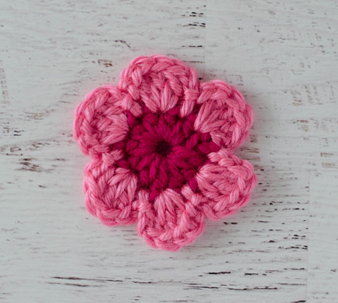 Pink Crochet Flower Easy Pattern