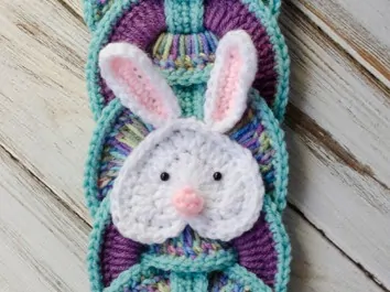 Easter Bunny Wall Hanging
