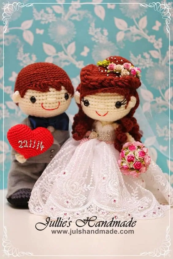 crochet bride and groom