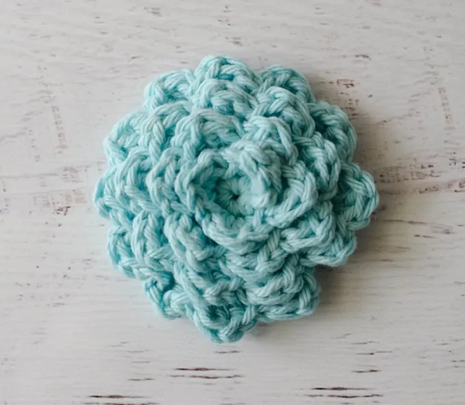 Love this beautiful crochet face scrubbies pattern