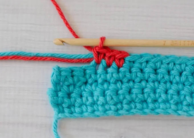 change color in crochet