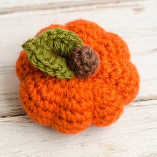 Small Crochet pumpkin