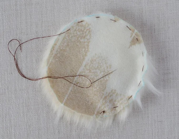 HOW TO MAKE A FURRY POM POM — The Embroiderist