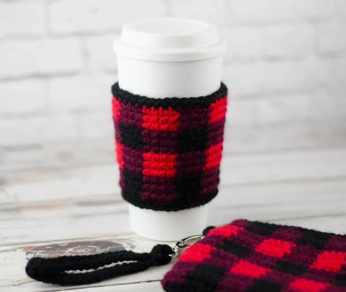 Buffalo Plaid Cup Cozy