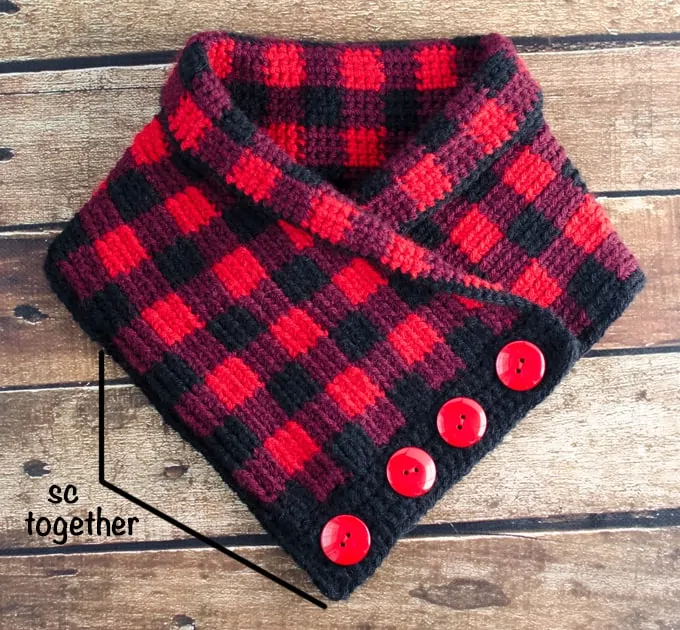 Buffalo Plaid cowl