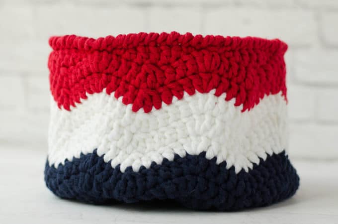 Crochet Flag Basket - Waves of Glory