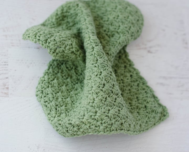 Green crochet dishcloth