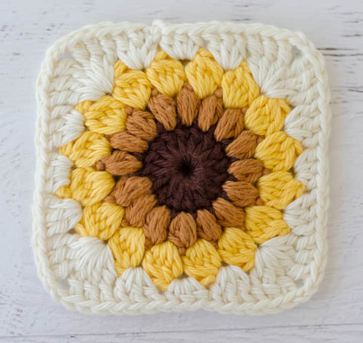 Sunburst Granny Square in sunflower colors