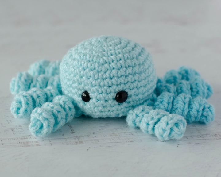 blue crochet spider