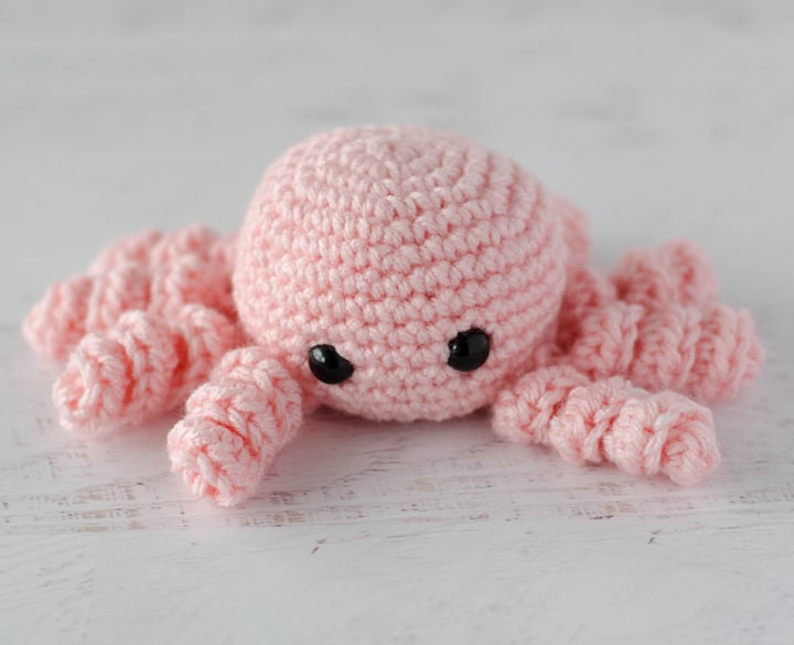 pink crochet spider