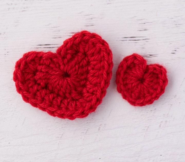 red crochet hearts