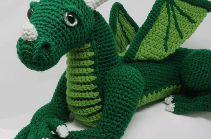 crochet amigurumi dragon