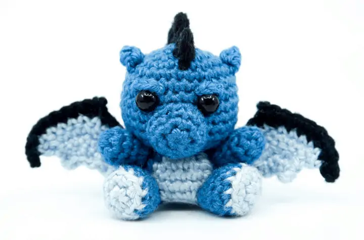 small crochet amigurumi dragon