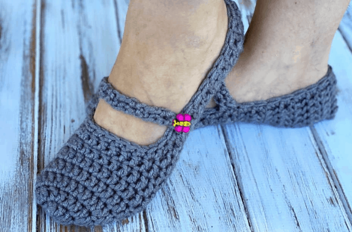 crochet slippers with strap