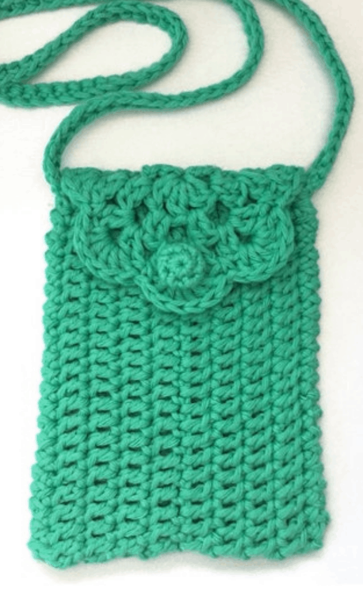 small crochet crossbody bag