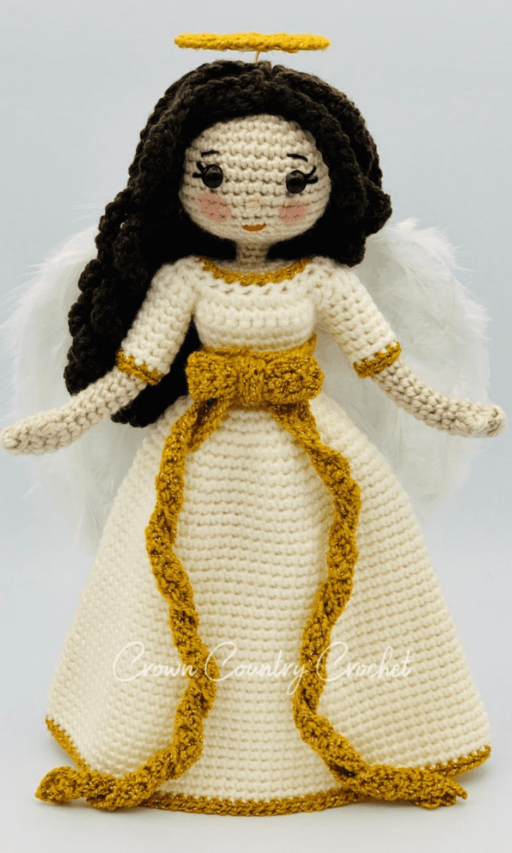 white and gold crochet angel amigurumi
