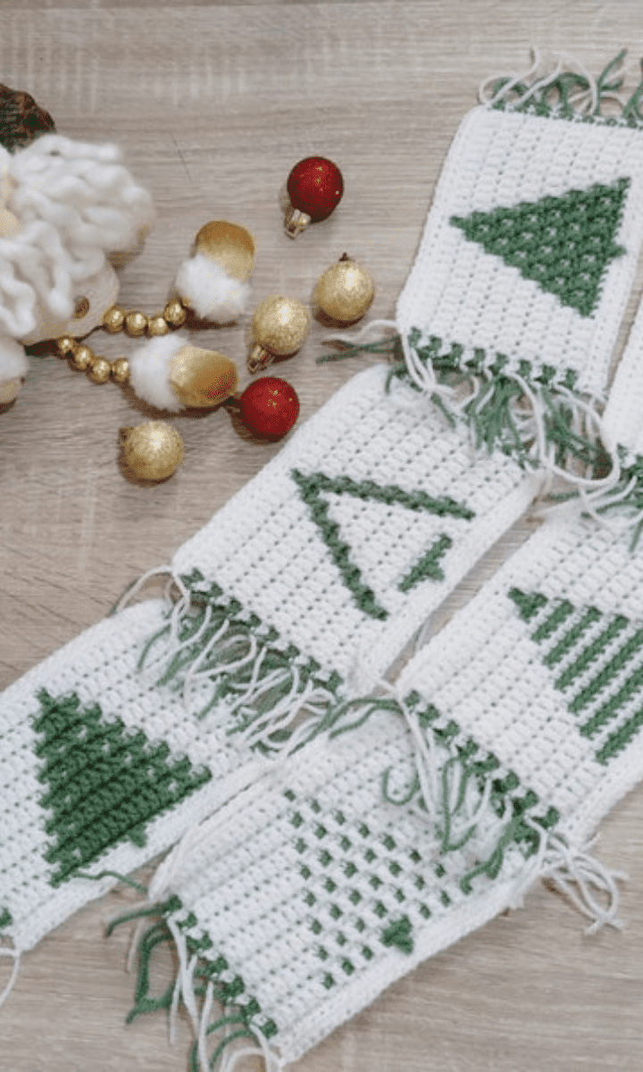 crochet white and green christmas tree coasters
