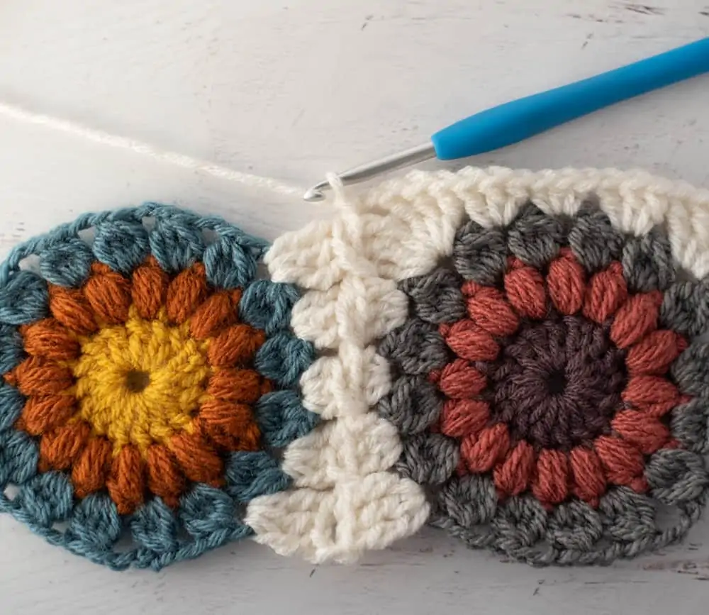 How to Crochet Granny Squares - My First Attempt! - Craftaholique