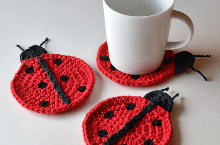 trois dessous de verre coccinelle