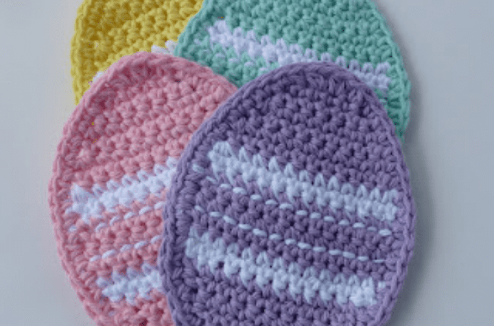 quatre sous-verres d'oeufs de pâques
