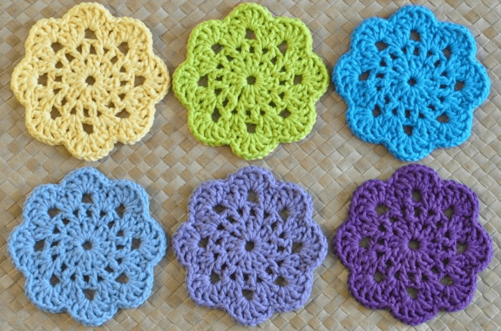 six sous-verres de fleurs