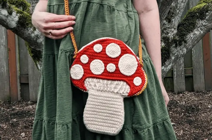 Flat crochet mushroom purse