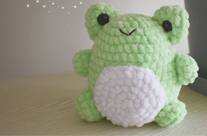 Grenouille en peluche.