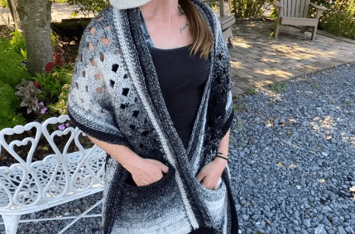 White to black gradient pocket shawl.