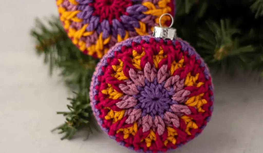 Retro-looking circular crochet ornaments that look like a sun burst.