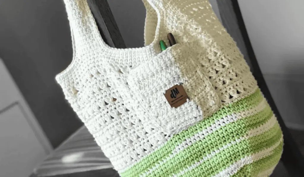 Free Crochet Yarn Bag Pattern with Pockets - Nicki's Homemade Crafts