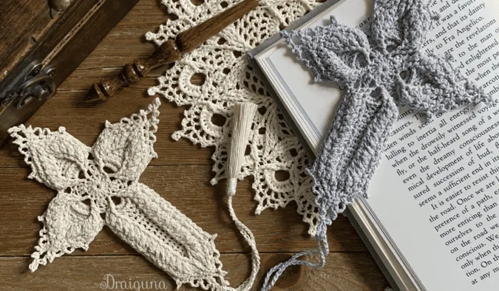 crochet-bookmarks-for-every-type-of-book-worm-crochet-365-knit-too for Free Printable Crochet Bookmark Patterns Crochet Bookmarks for Every Type of Book Worm - Crochet 365 Knit Too for Free Printable Crochet Bookmark Patterns