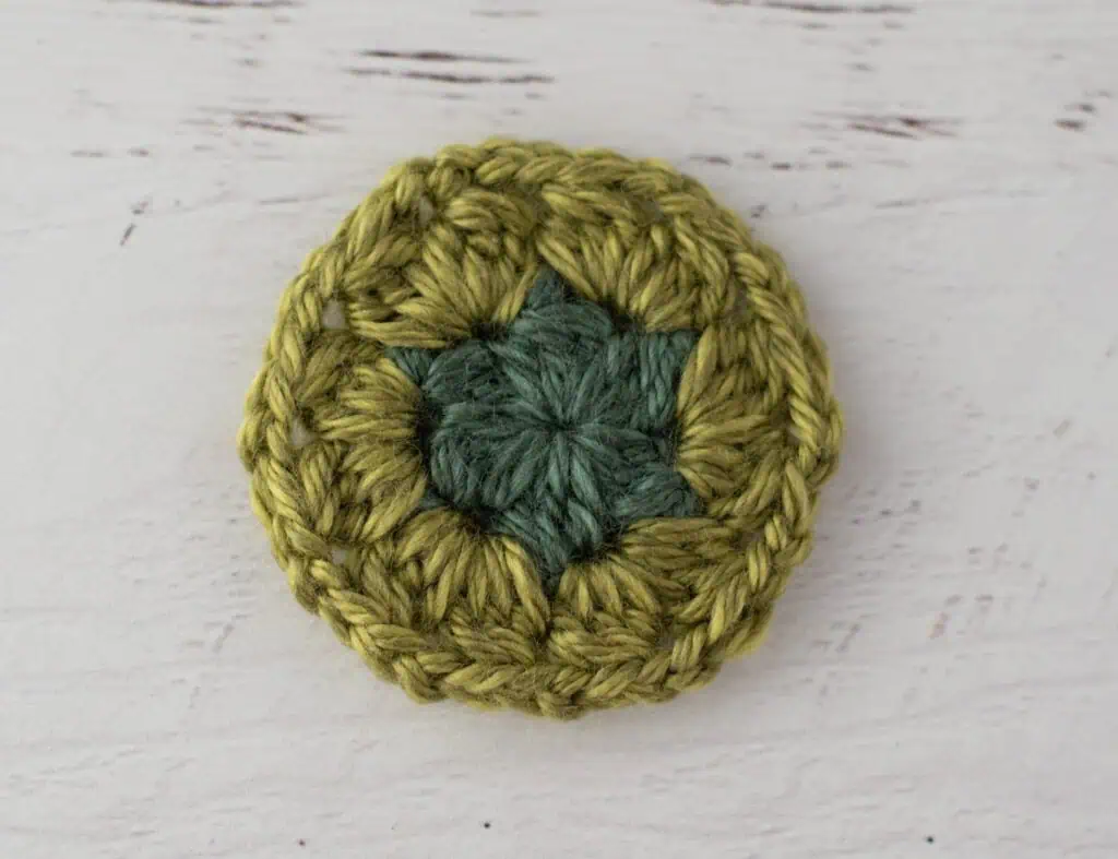 Crochet motif in green yarn