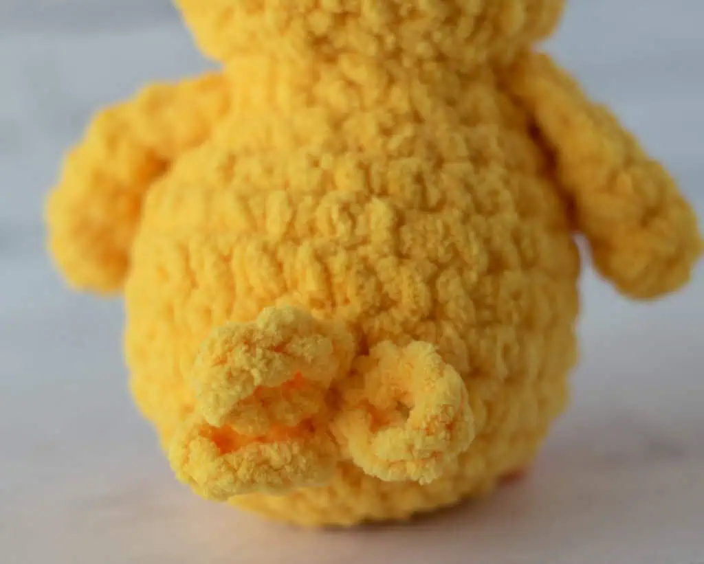 Crochet chick tail feathers